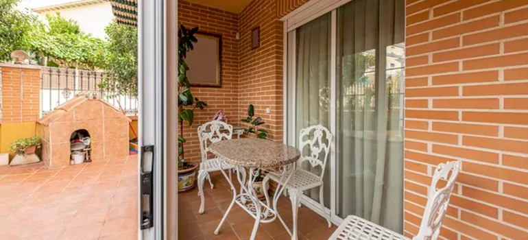 Adding Porch Enclosures To Your Home in Wesley Chapel, FL